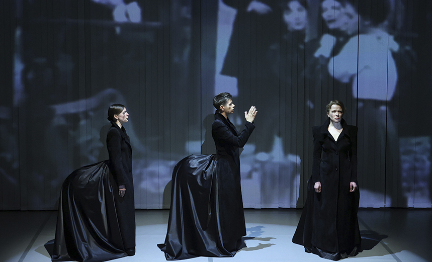 MotherFatherSistersBrother